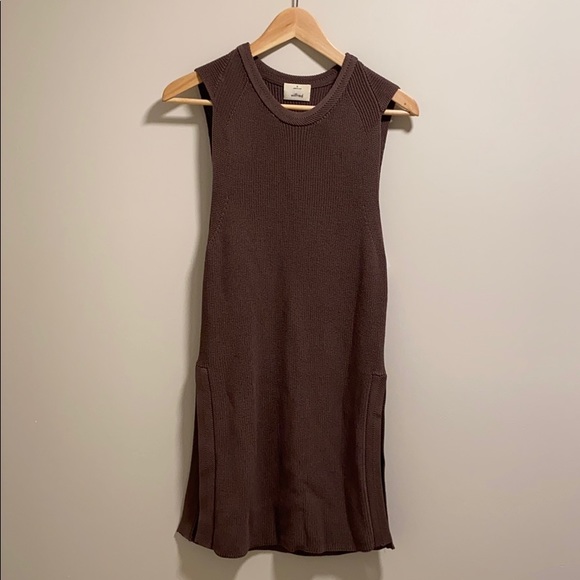Aritzia / Wilfred Palmier Sleeveless Sweater Brown - Picture 2 of 11